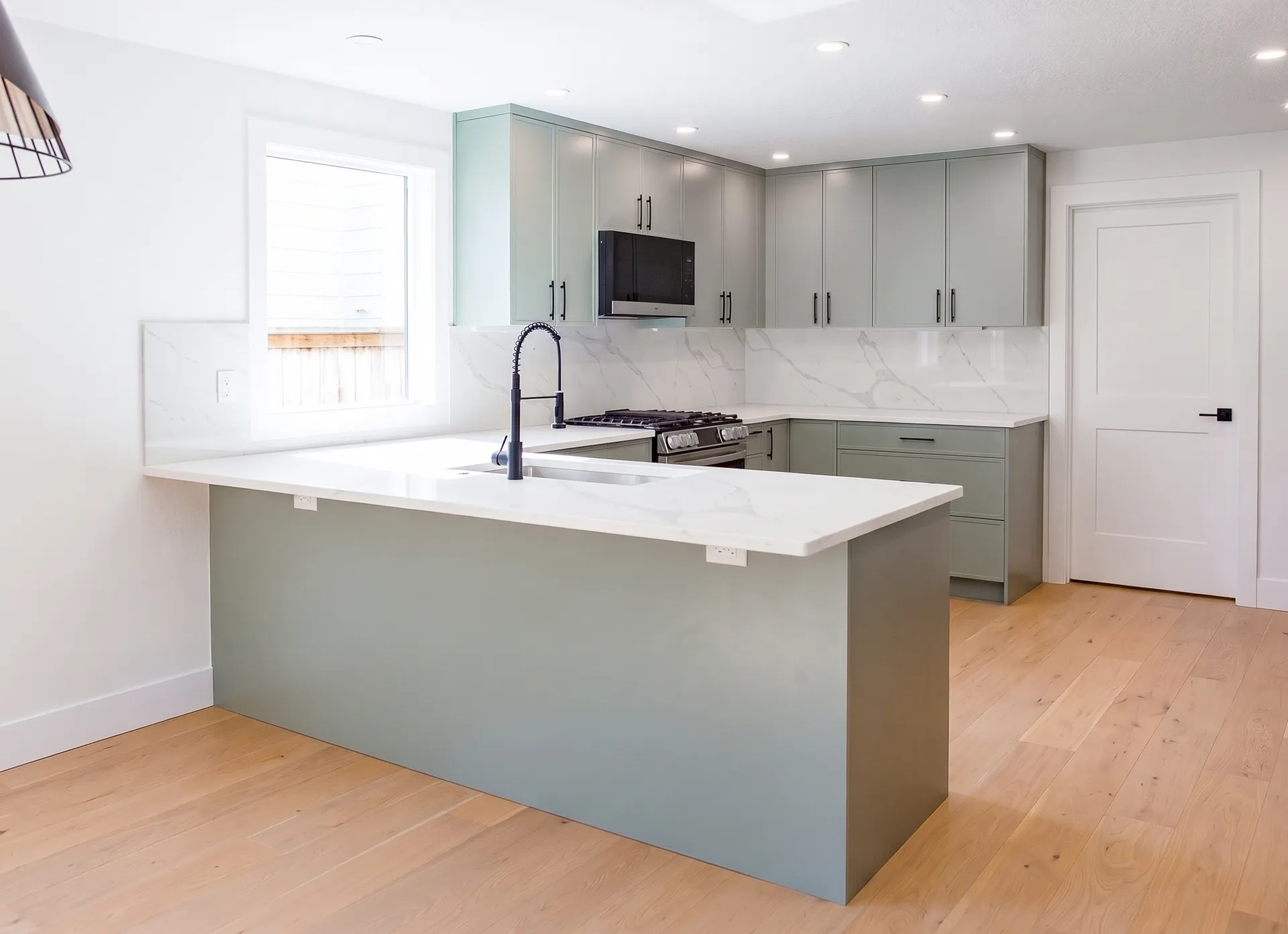 Val's Beaverton Kitchen
